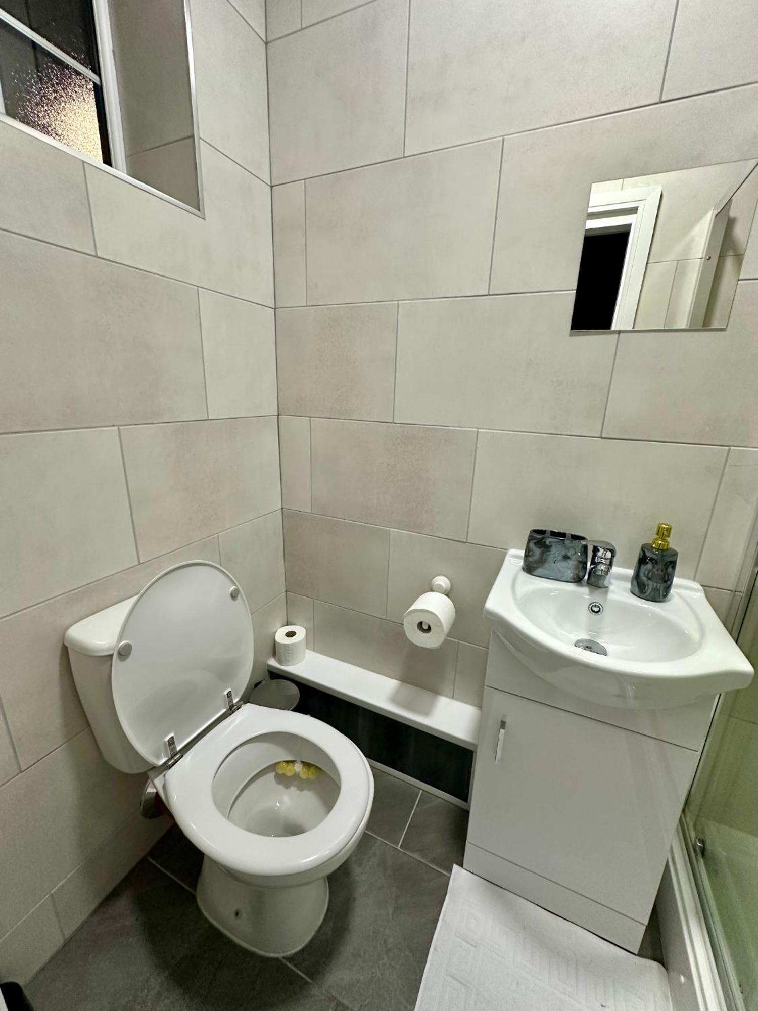 Private Luxurious City Studio-Daily,Weekly,Monthly Бирмингам Екстериор снимка